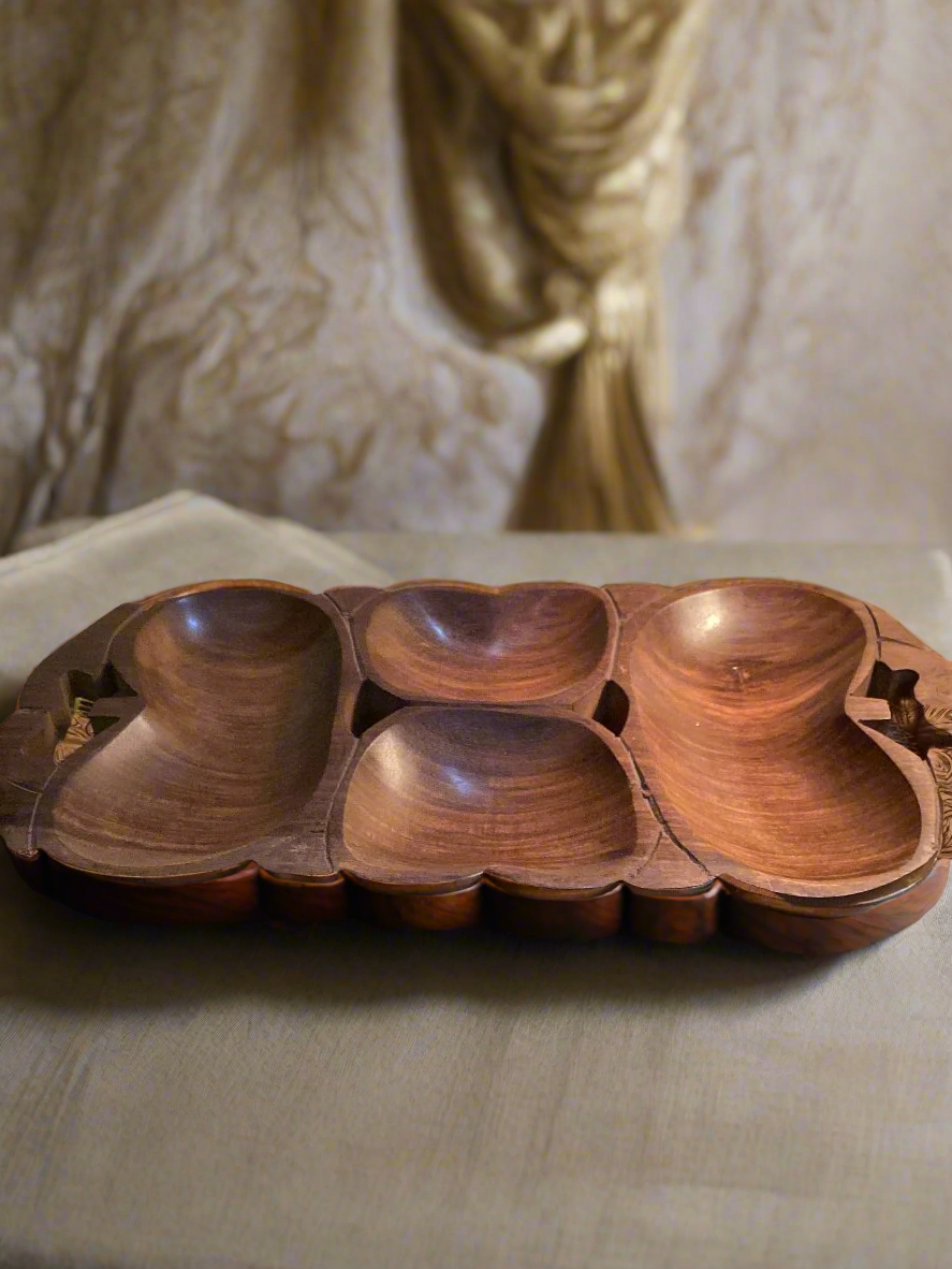 Multi leaf wooden tray - Gyos Handicrafts