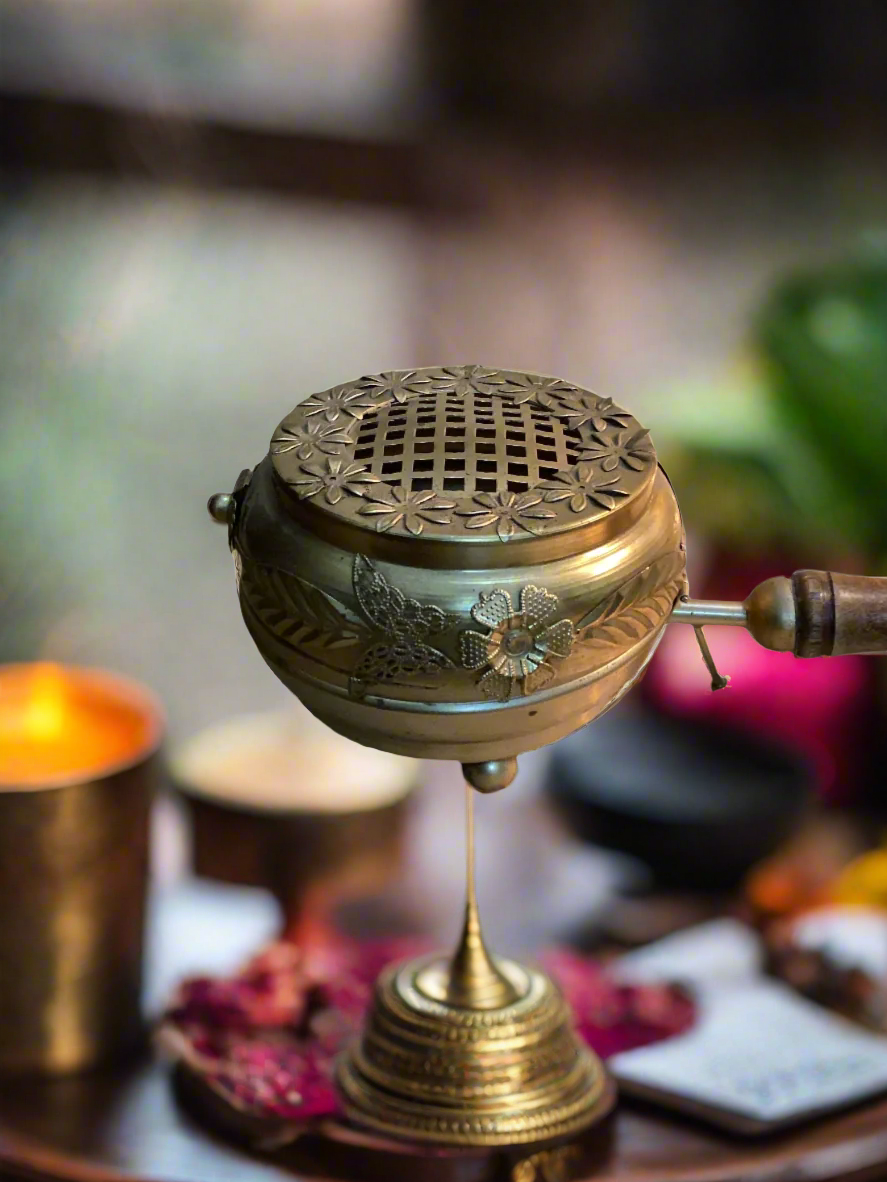 Hand Loban Incense Burner - Gyos Handicrafts